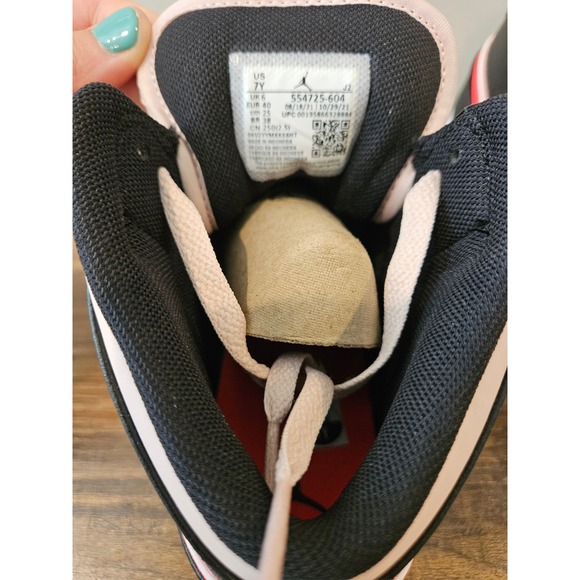 Nike Air Jordan 1 Mid Atmosphere Pink Black 554725-604 GS Size 7Y Womens 8.5 - Picture 8 of 10